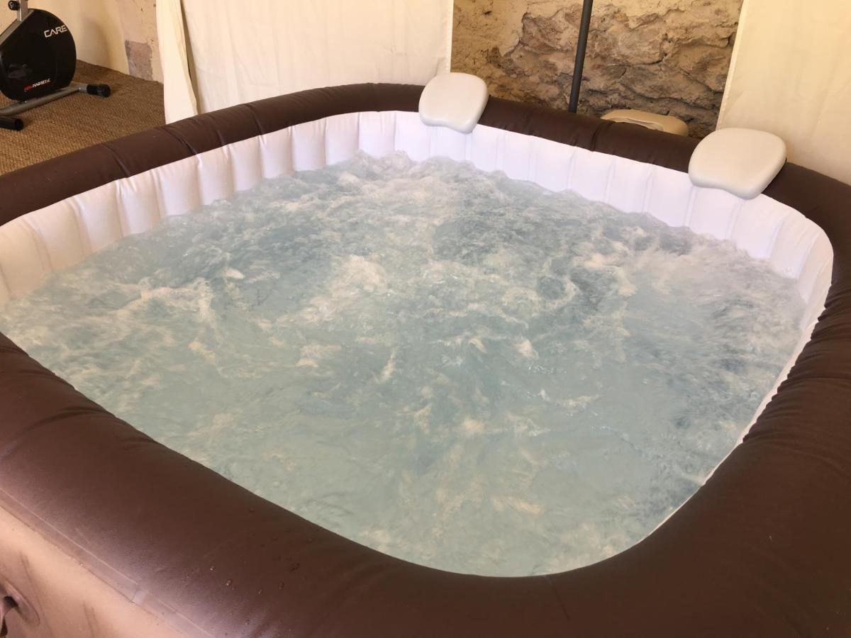 Bed and Breakfast La Bauldiniere Tauxigny Esterno foto