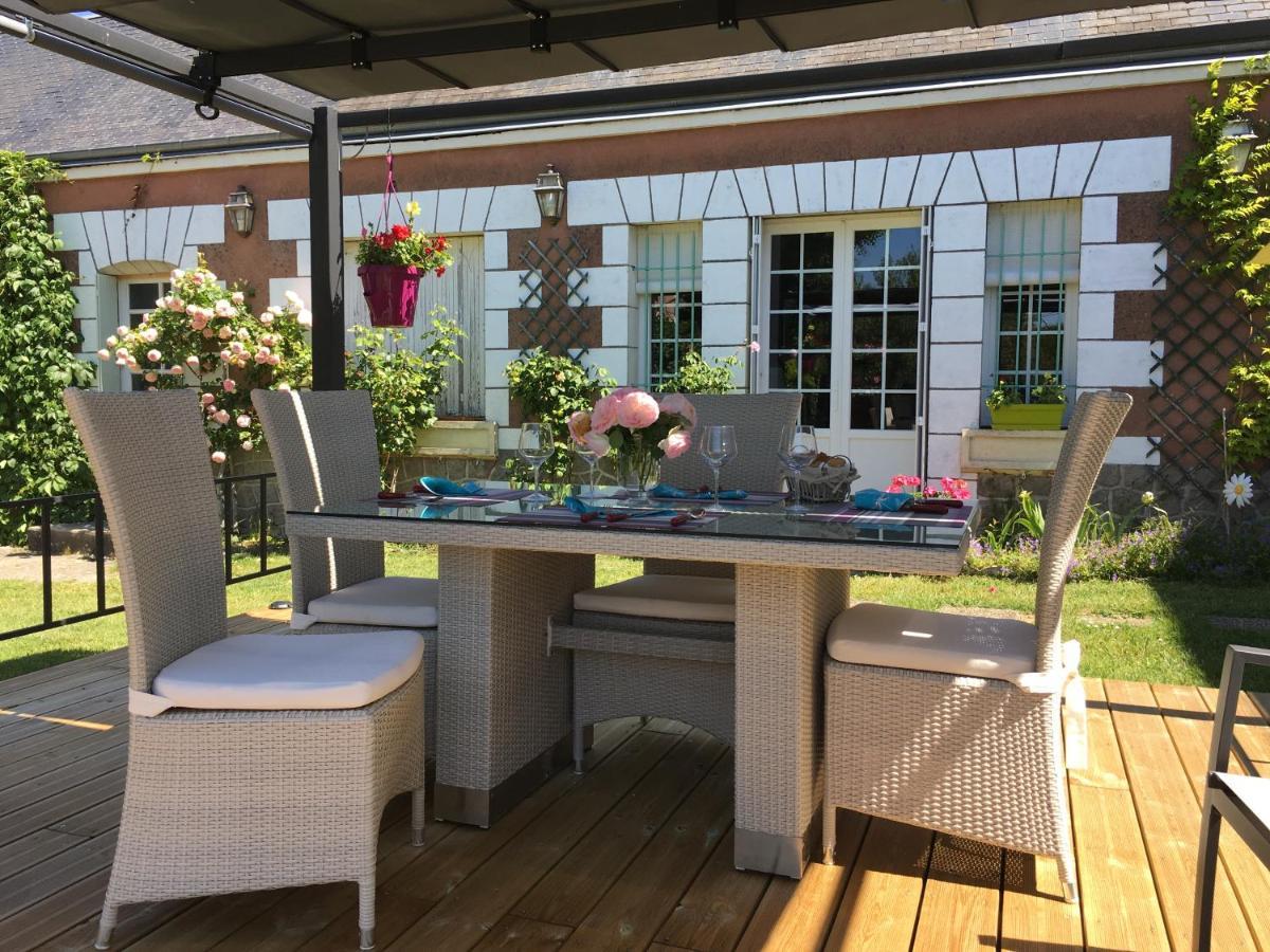 Bed and Breakfast La Bauldiniere Tauxigny Esterno foto
